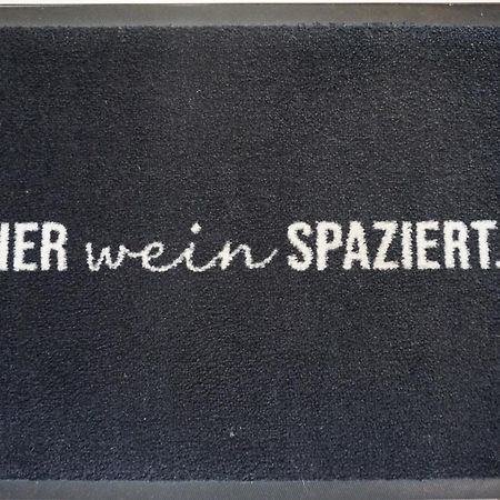 Weingut Baeuerl Apartment เดิร์นชไตน์ ภายนอก รูปภาพ